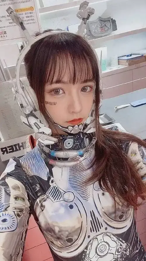 黄色直播间画面展示图
